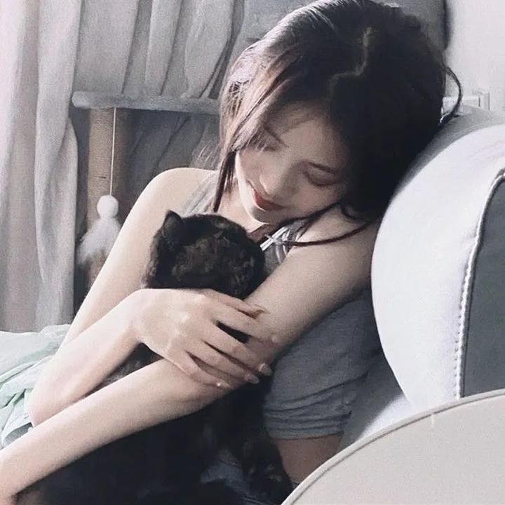 我的媳妇是女王 封面